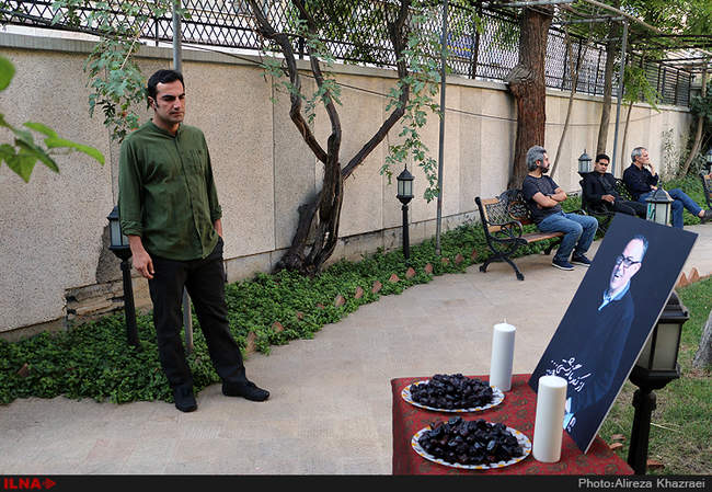 مراسم تشییع پیکر ایرج کریمی کارگردان و منتقد سینما