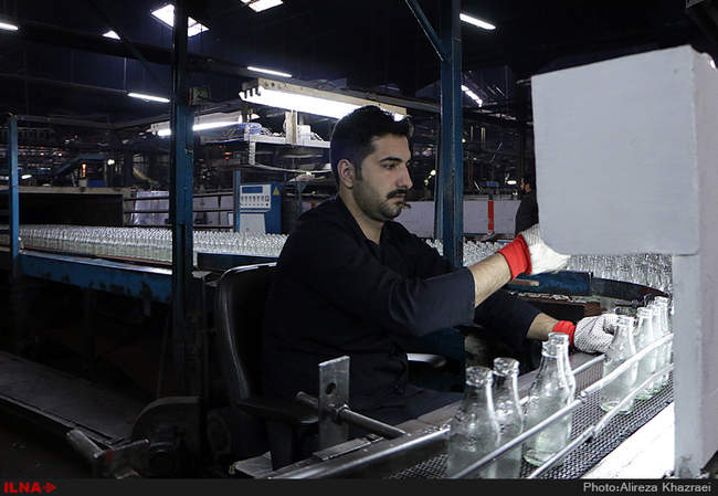 عزاداری رئیس جمهور و وزیر کار در جمع کارگران 