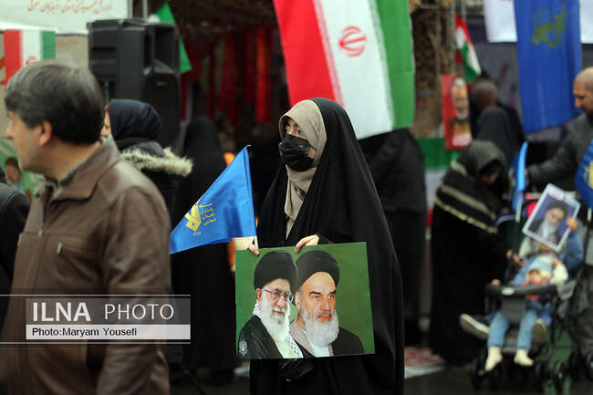 حضور مردم تبریز در راهپیمایی ۲۲ بهمن