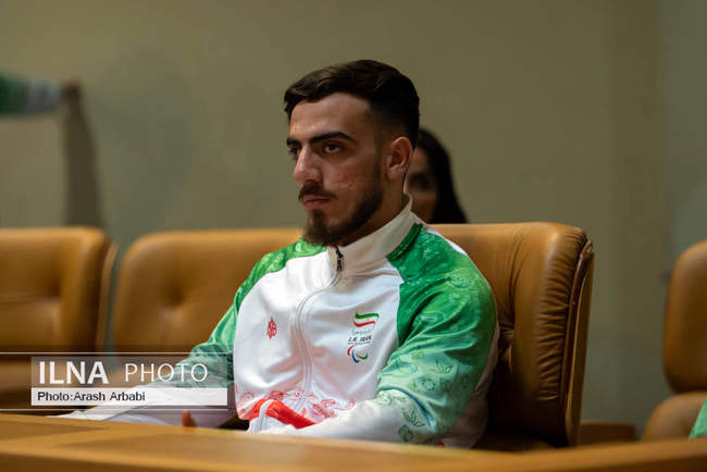 آیین تجلیل از قهرمانان سرافراز پارالمپیک ایران با حضور پزشکیان و دنی