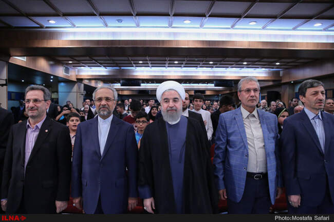 ضیافت افطار رییس جمهور با مددجویان کمیته امداد و بهزیستی