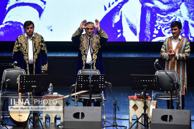 همنوازی موسیقی تاجیکستان به سرپرستی استاد