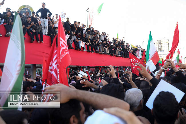 تشییع پیکر مطهر رهبر شهید انقلاب در مشهد/ 3