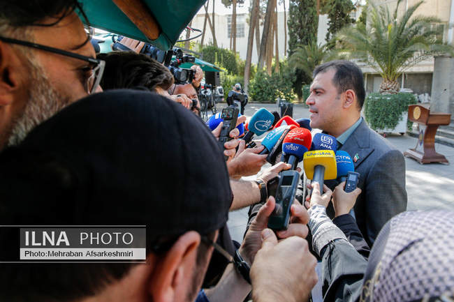 حاشیه جلسه هیات دولت - ۳۰ مهر