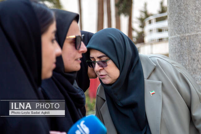 حاشیه جلسه هیات دولت- 6 اسفند