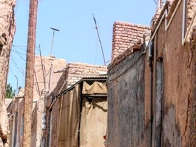 ۱۳ منطقه از بافت بروجرد نیازمند بازآفرینی است