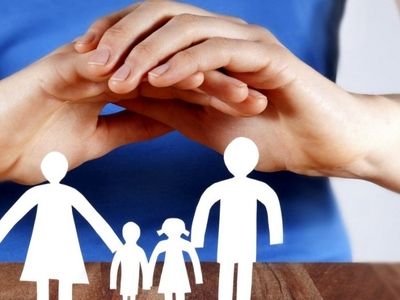 به جان خریدنِ ریسک برای چند میلیون تومانِ حقوقِ ناقابل/ بیمه‌های عمر و بازنشستگی یارایِ رقابت با صندوق‌ها را ندارند