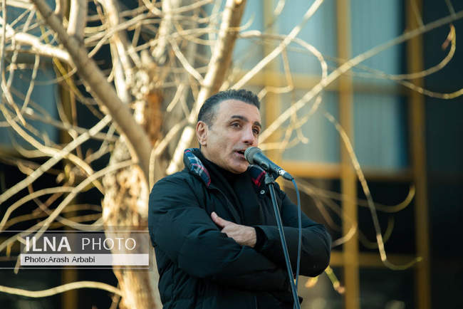 مراسم تشییع پیکر عنایت بخشی