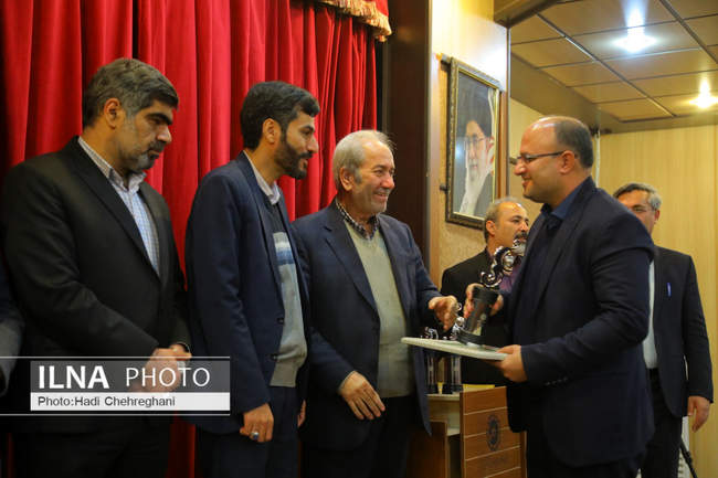 همایش تجلیل از صادرکنندگان برگزیده استان قم