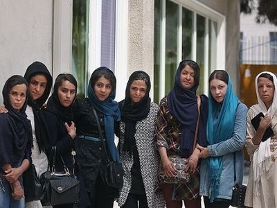درمان دانش‌آموزان شین‌آباد در داخل کشور فراهم می‌شود/ احتمال اعزام دانش‌آموزان به خارج ضعیف است