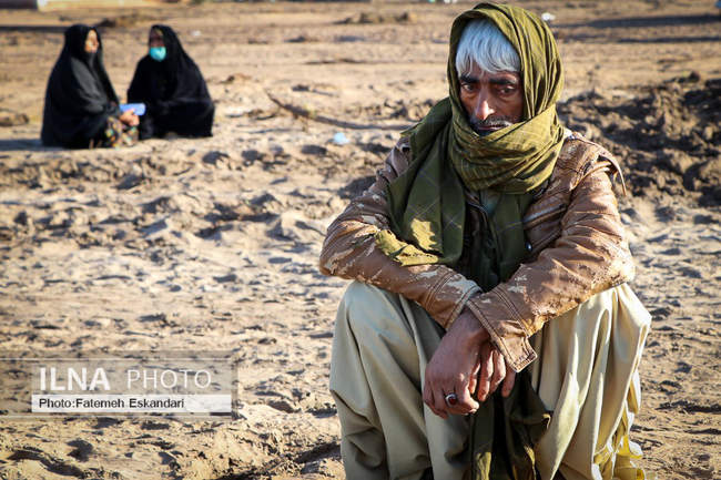 اهدا لوازم منزل و دام سبک و سنگین به سیل زدگان شهرستان زهکلوت و رودبا�