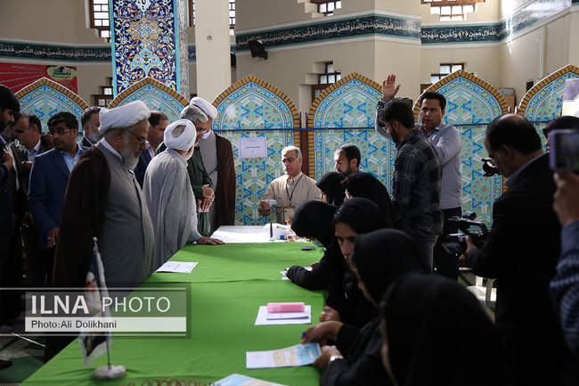 حضور پرشور مردم و مسئولان در انتخابات