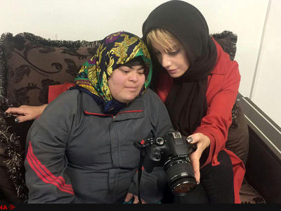 باید تلاش کنیم استاندارد زندگی کودکان معلول را بالا ببریم