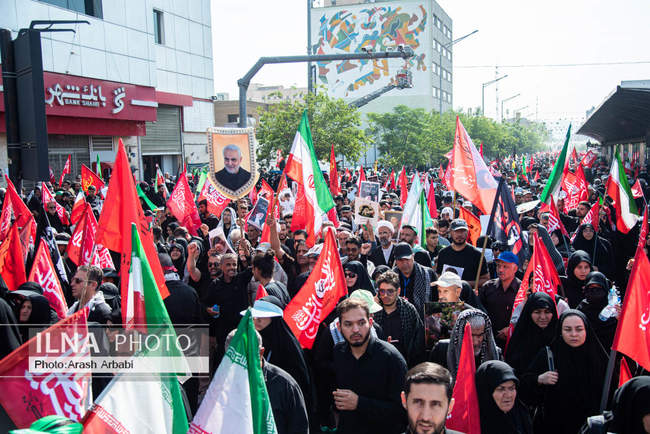مراسم تشییع پیکر مطهر رهبر شهید انقلاب / 3