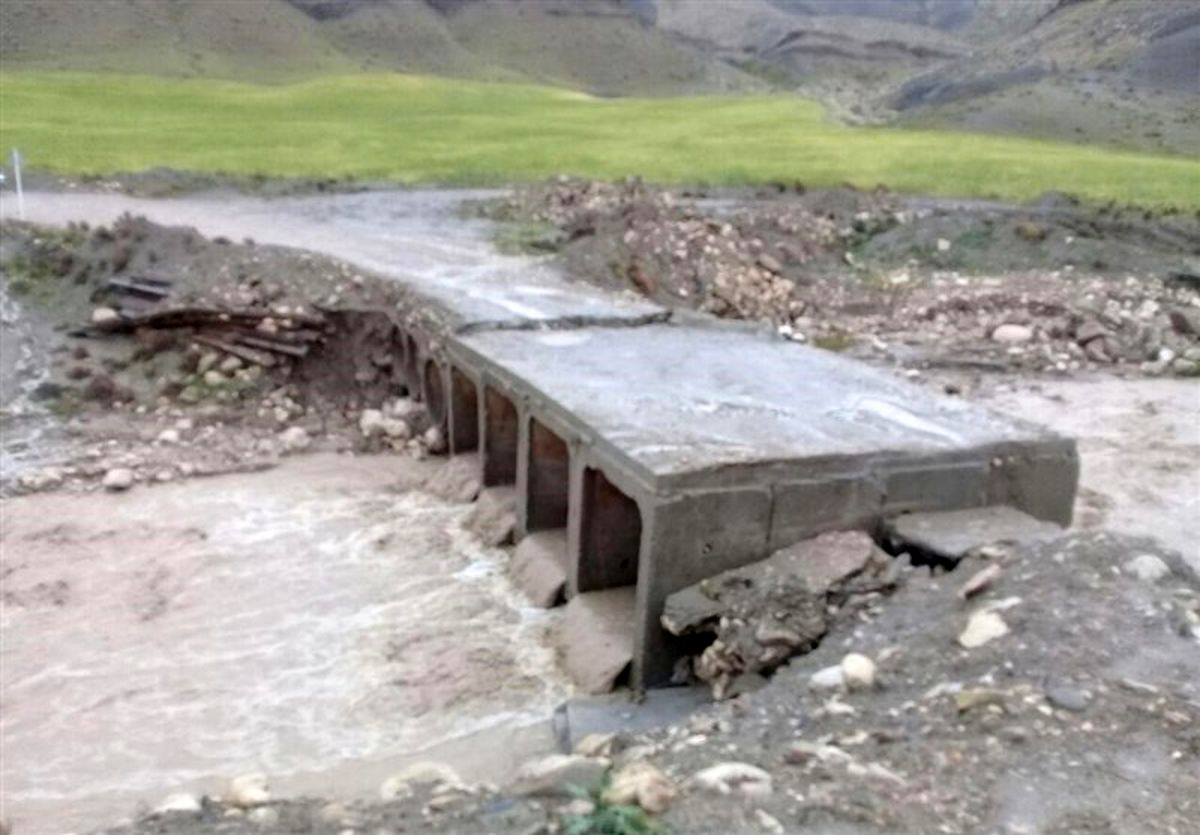 برقراری راه ارتباط ۱۰۰ روستا‌ با انتقال ۱۱ پل پیش‌ساخته‌ به لرستان‌