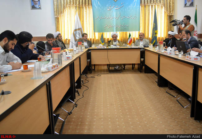 نشست خبری آیت الله مقتدایی رئیس هیئت امنای  انجمن حامیان توسعه حوزه ه