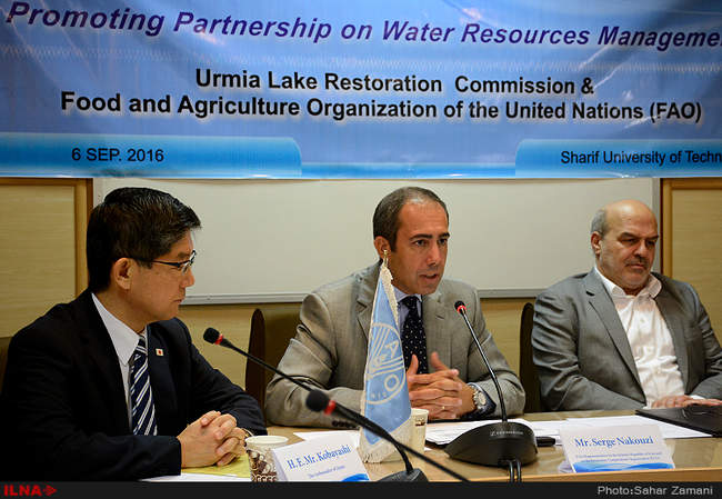 مراسم امضای تفاهم‌نامه میان فائو، دولت ژاپن و ستاد احیای دریاچه ارو