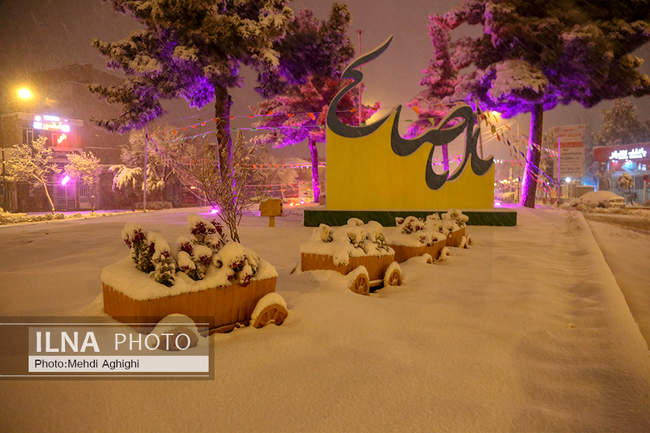 در آستانه سال نو برف بهاری در قوچان ( خراسان رضوی)