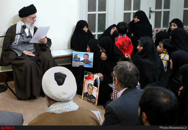 دیدار خانواده شهدای مدافعان حرم اهل بیت(ع) با رهبر انقلاب