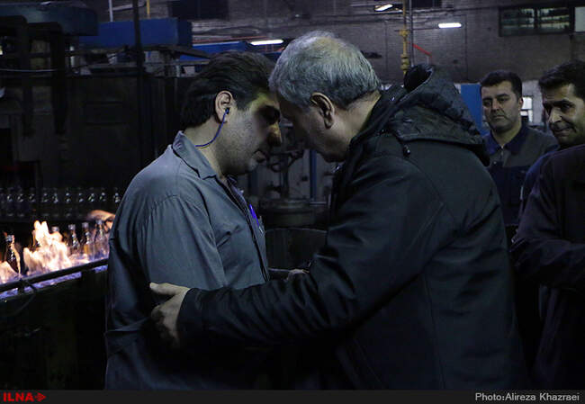 عزاداری رئیس جمهور و وزیر کار در جمع کارگران 