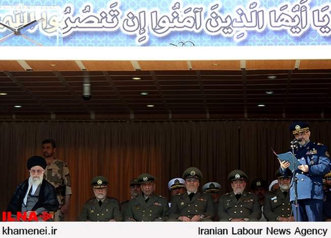 مراسم دانش‌آموختگی دانشجویان ارتش در دانشگاه ستاری