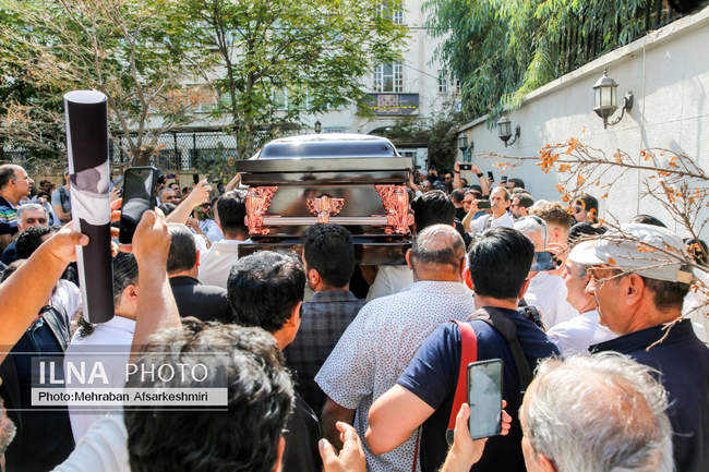 مراسم تشییع پیکر ناصر تقوایی