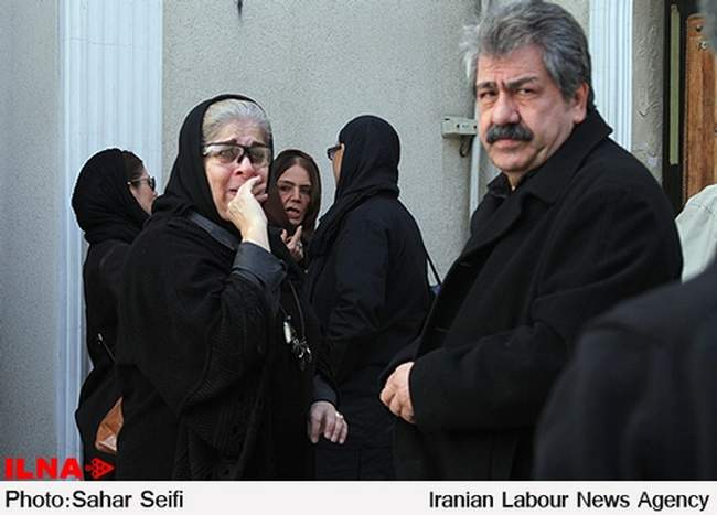 گردهمایی سینماگران برای تشیع ژیلا مهرجویی