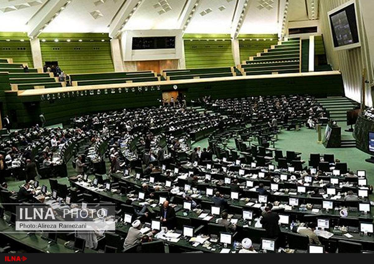 دولت موظف به پیش بینی یارانه جهت کمک به احداث مدارس غیردولتی شد