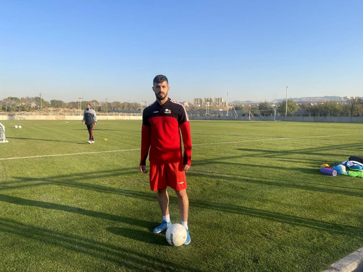 رونمایی از خرید تراکتور از پرسپولیس در تمرین 