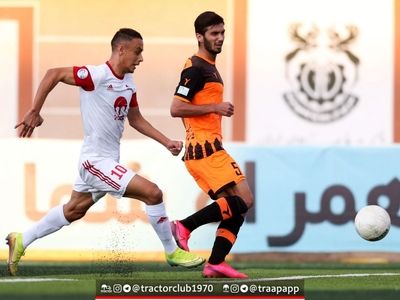 حمزاوی: بردن تراکتور مهم است نه گل زدن من/ با همه وجود به دنبال قهرمانی هستیم