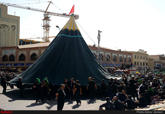 عزاداری ظهر عاشورا در بازار بزرگ تهران /2