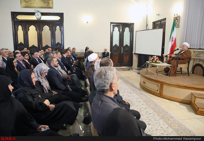 دیدار کارکنان، مدیران و خیرین بنیاد بیماری‌های خاص با آیت‌الله هاشمی رفسنجانی