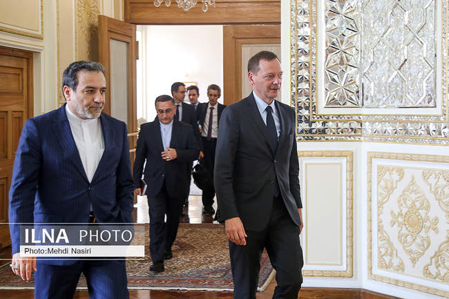 دیدار مشاور دیپلماتیک رئیس جمهور فرانسه با محمدجواد ظریف 