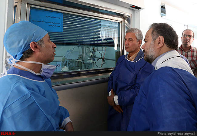 عیادت وزیر تعاون، کار و رفاه اجتماعی از مصدومین حادثه ذوب آهن اصفهان 