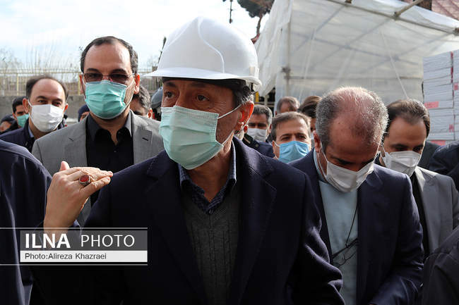 بازدید رئیس بنیاد مستضعفان از روند ساخت پلاسکو