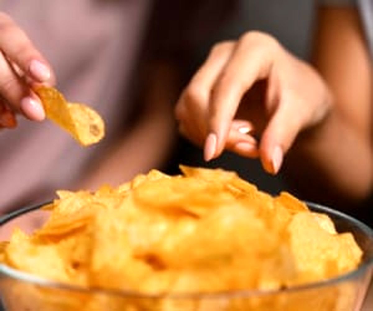 بدترین عوارض خوردن همان هله هوله