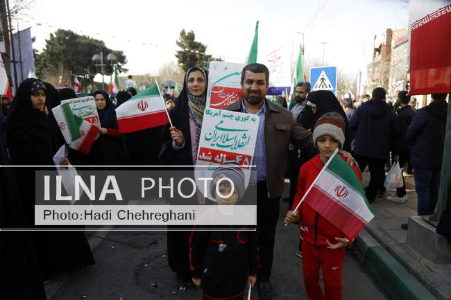 راهپیمایی 22 بهمن درقم