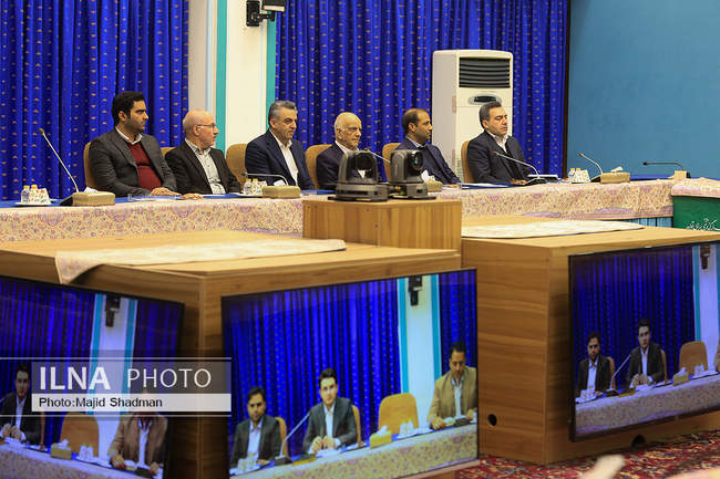 افتتاح و بهره برداری از طرح های نفت و نیرو