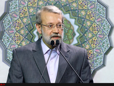 دولت تصدی فعالیت‌های اقتصادی را به مردم واگذار کند