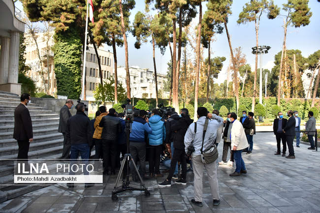  حاشیه جلسه امروز هیئت دولت 