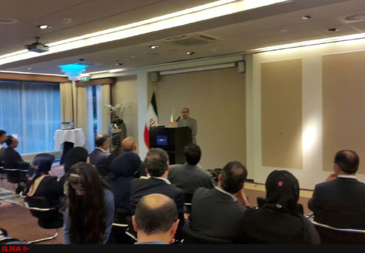 نمایندگی‌های ایران خود را موظف به حمایت از حقوق ایرانیان خارج از کشور می‌دانند