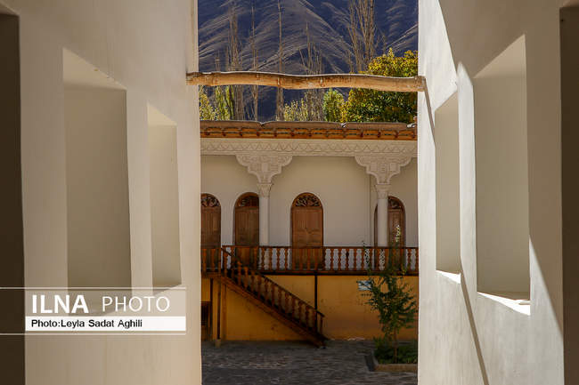 یوش خانه ابدی نیما یوشیج