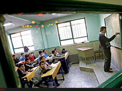 افزایش ۱۰ تا ۱۸ درصدی حقوق فرهنگیان در سال ۹۷/توضیح درباره"حذف سنوات تحصیل از سابقه بازنشستگی معلمان"