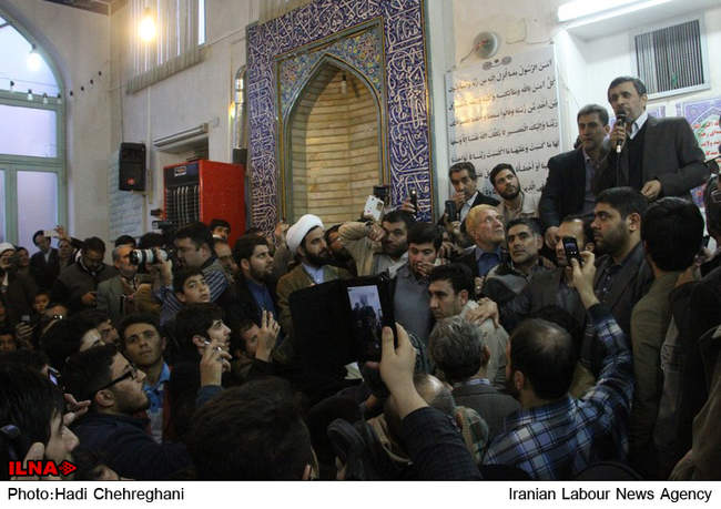 مراسم ترحیم والده احمدی نژاد در قم