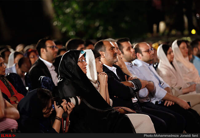 کنسرت "پرواز همای" در کاخ سعد آباد 