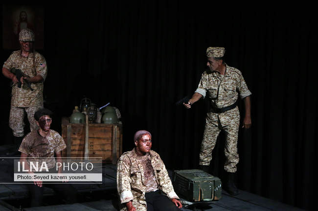 تئاتر «اولولری قویلایین»؛ پیام‌آور صلح روی صحنه تبریز