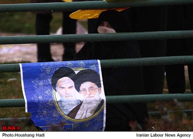 حضور رییس جمهور در راهپیمایی یوم الله ۲۲ بهمن