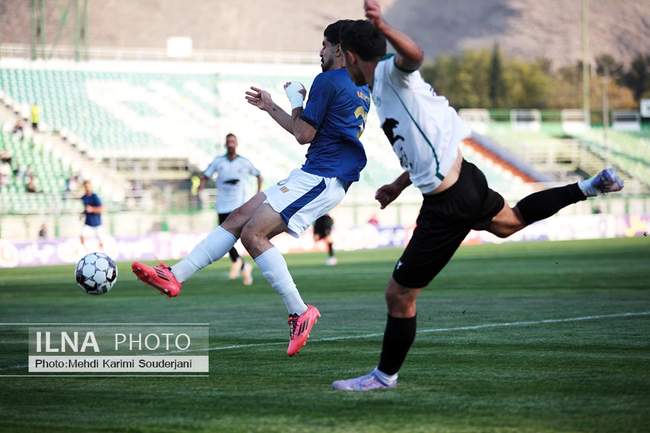 تساوی تیم فوتبال ذوب آهن اصفهان مقابل ملوان انزلی
