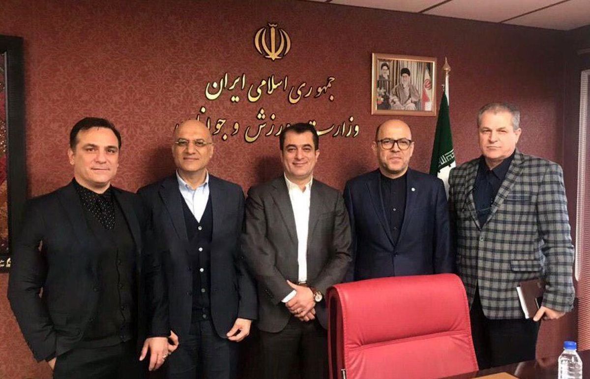 این مدیران را از کجا پیدا می‌کنی آقای سلطانی فر؟ (گزارش)