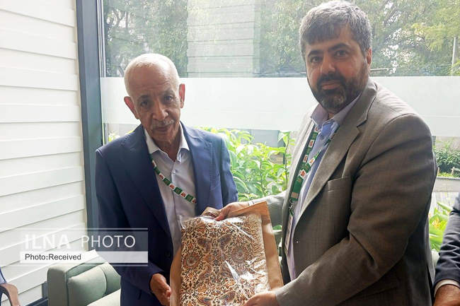حاشیه پانزدهمین مجمع اتحادیه های کارگری کشورهای عضو بریکس 